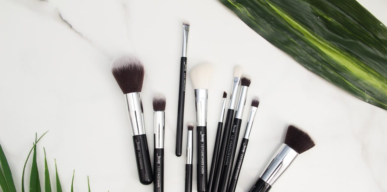 Consejos para que tus brochas de maquillaje duren más