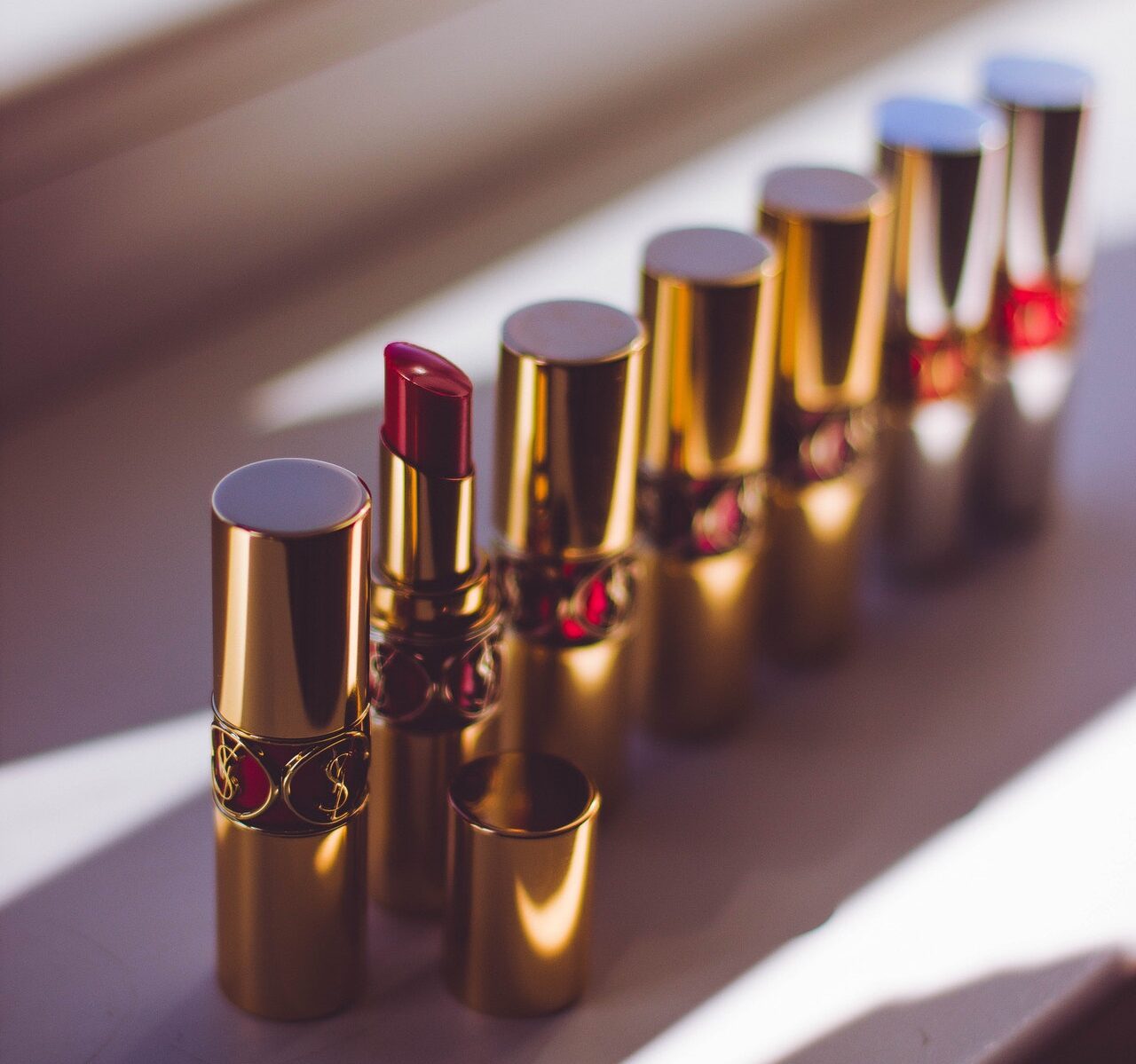 Colores de labiales ideales para el verano 2021