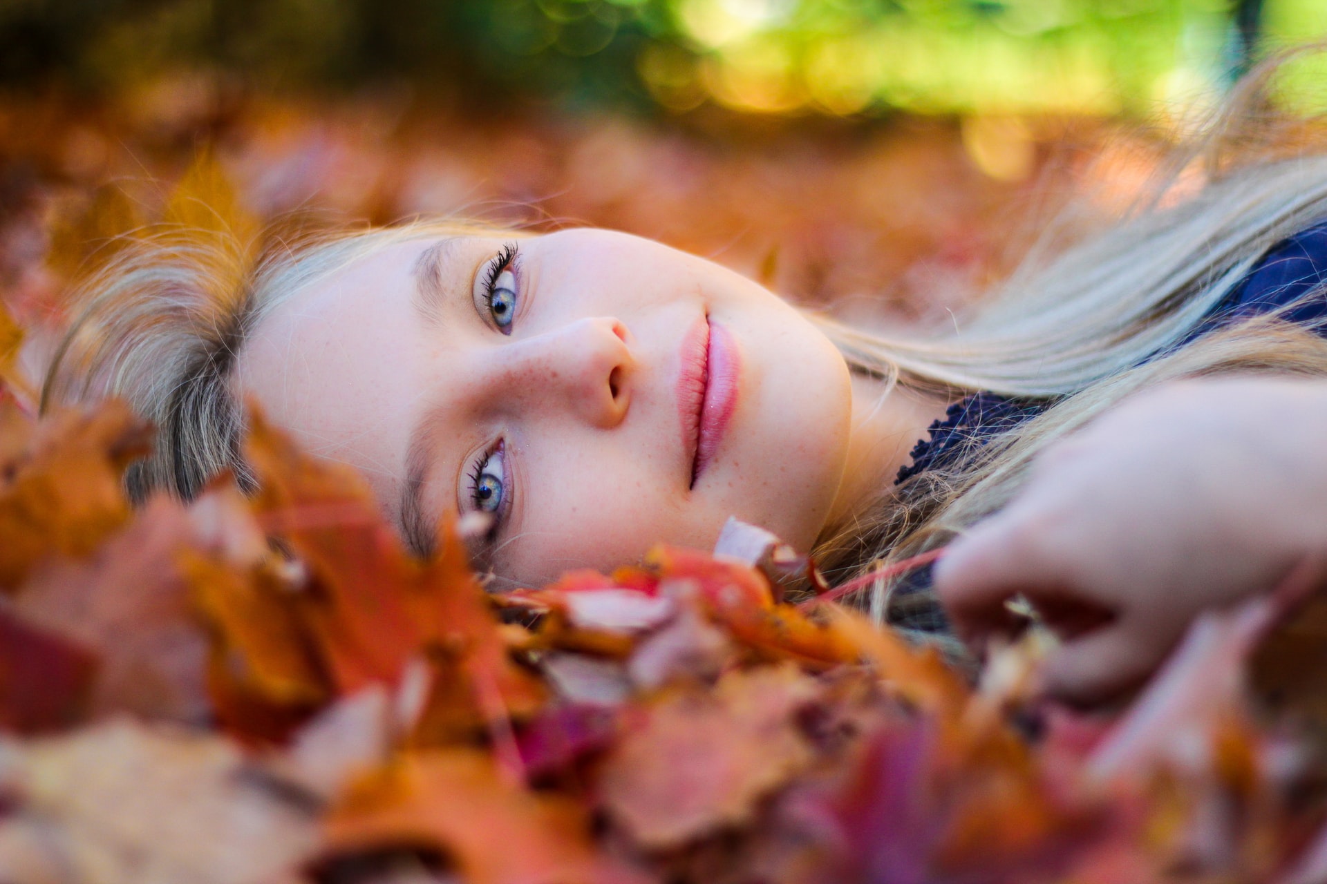 ¿Cómo cuidar la piel durante el otoño?
