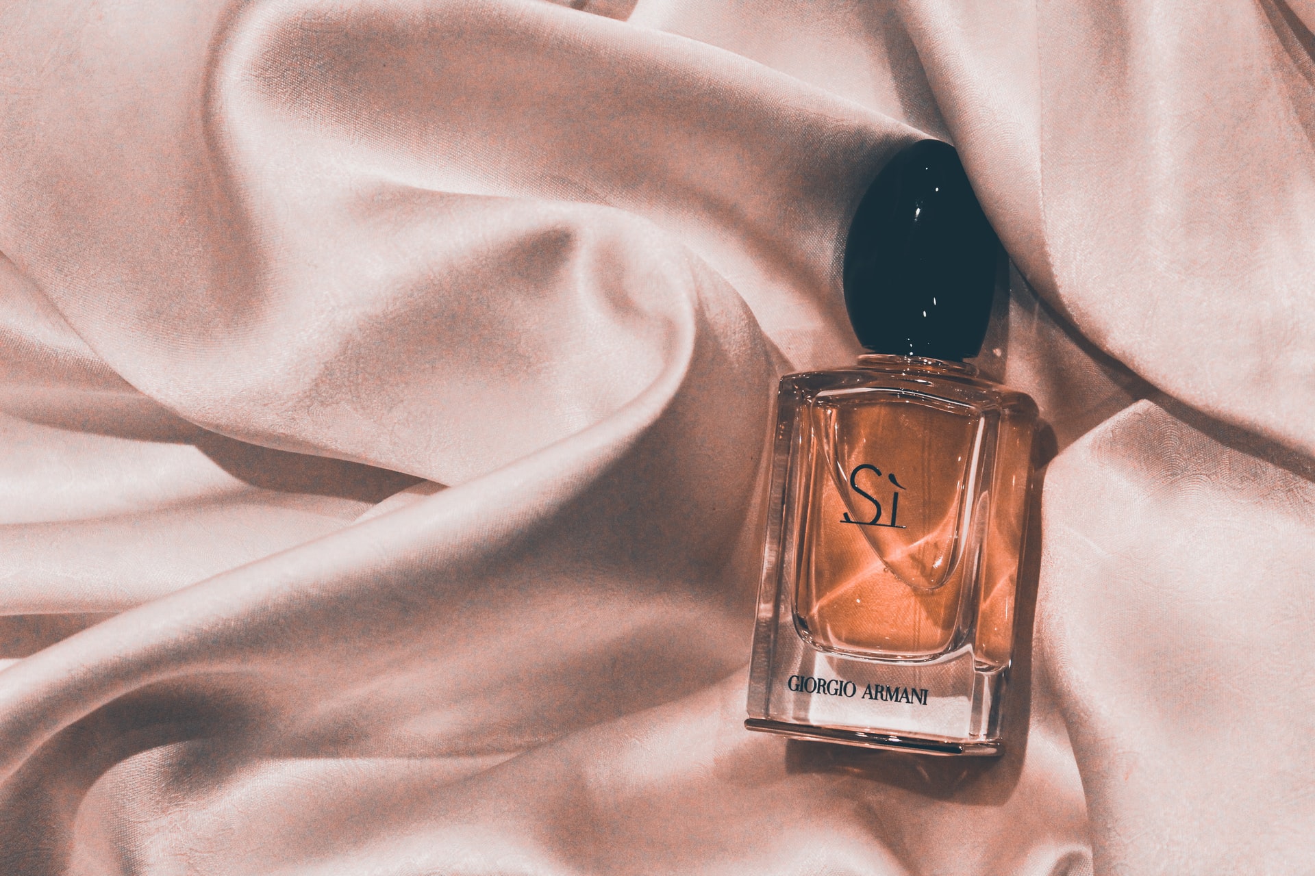 Descubrí ediciones especiales de perfumes clásicos