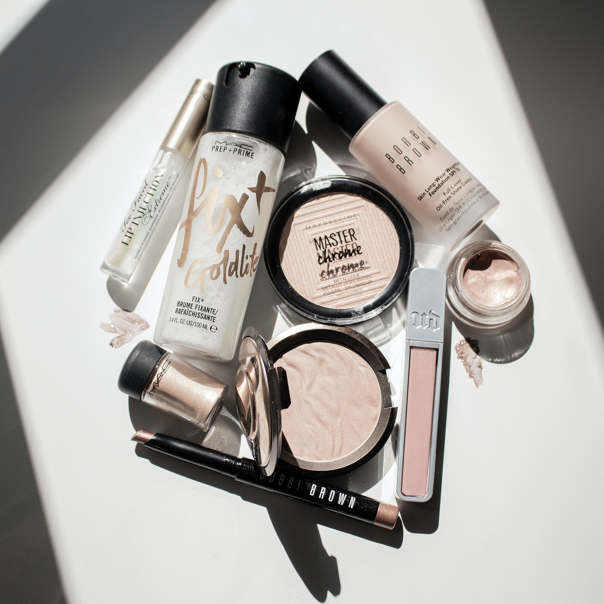 ¿Cuáles son las ventajas del fijador de maquillaje?